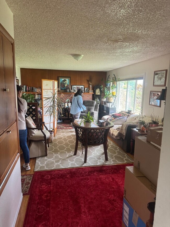 Photo - 2290 Douglas Rd