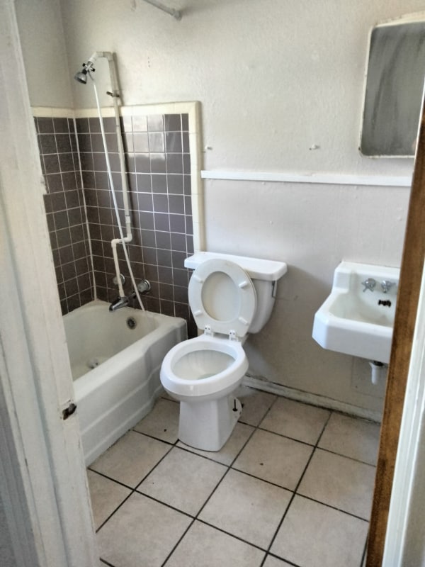 Photo - 3707 Parkwood St