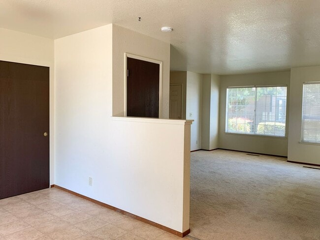 Photo - 1041 Pear Ct Unit 3