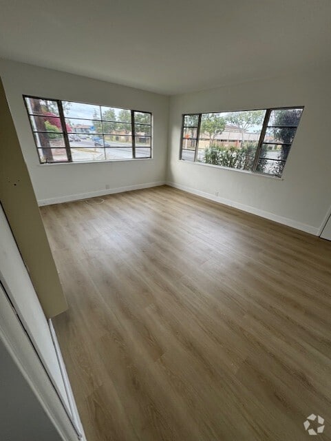Building Photo - 8101 Crenshaw Blvd Rental