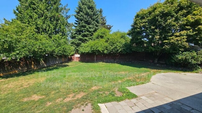 Photo - 6521 58th St NE