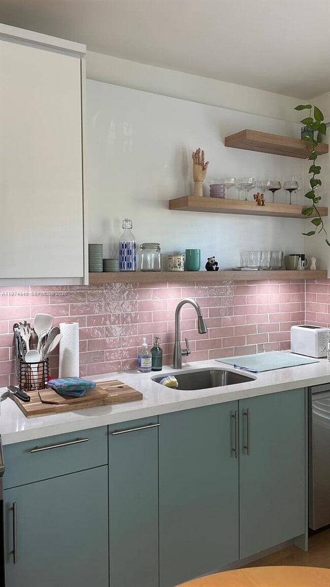 Photo - 8600 Byron Ave Unit 8600-9