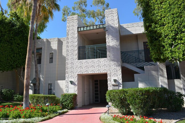 Photo - 2802 E Camino Acequia Dr Unidad Az Biltmore Villa