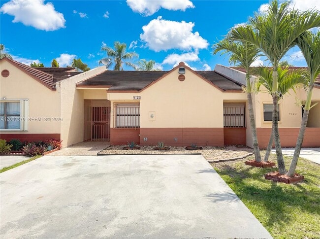 Building Photo - 9123 SW 149th Ct