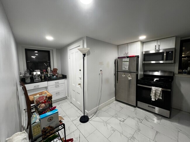 9 Upland Rd Unit B