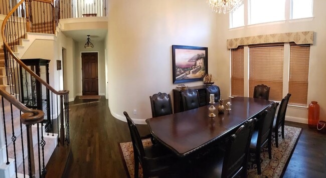 Photo - 1609 Monahan Dr