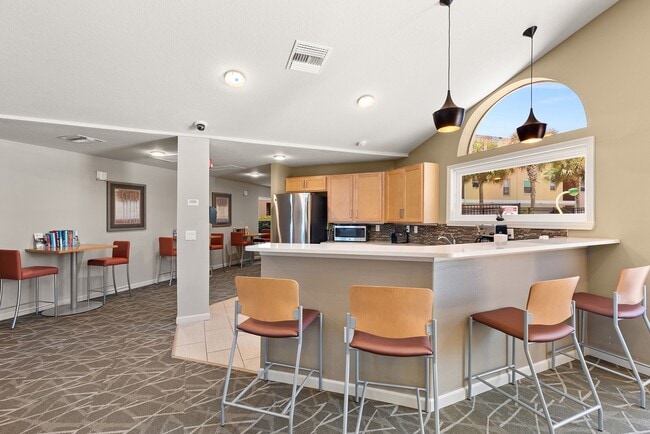 Regency Palms Apartments