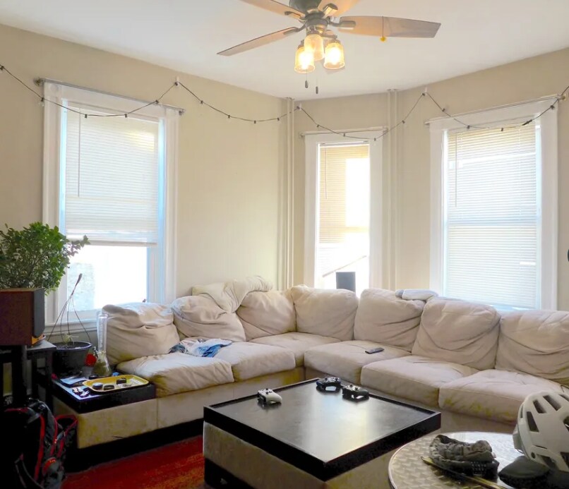 *Las imágenes son muestras representativas de la unidad anunciada. En algunos casos, las unidades reales que visita... - 10 Eldora St Unidad 11