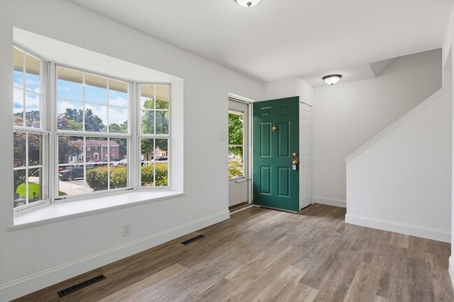 Photo - 8769 Hayshed Ln