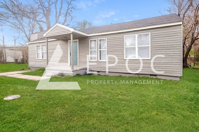 Photo - 5387 W 1st St