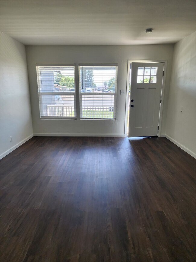 Photo - 2309 Manor St