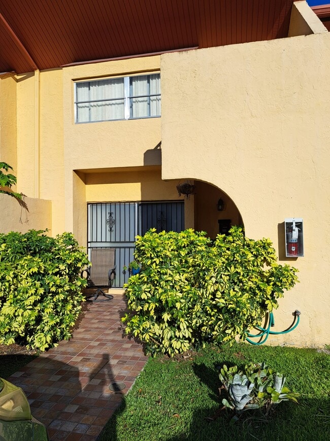 Photo - 13701 SW 84th St