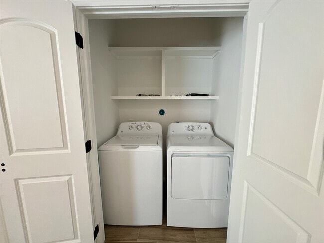 Photo - 11555 Persimmon St