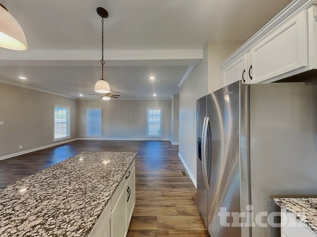 Photo - 129 Bonnell Dr