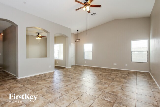 Photo - 14521 N 145th Dr