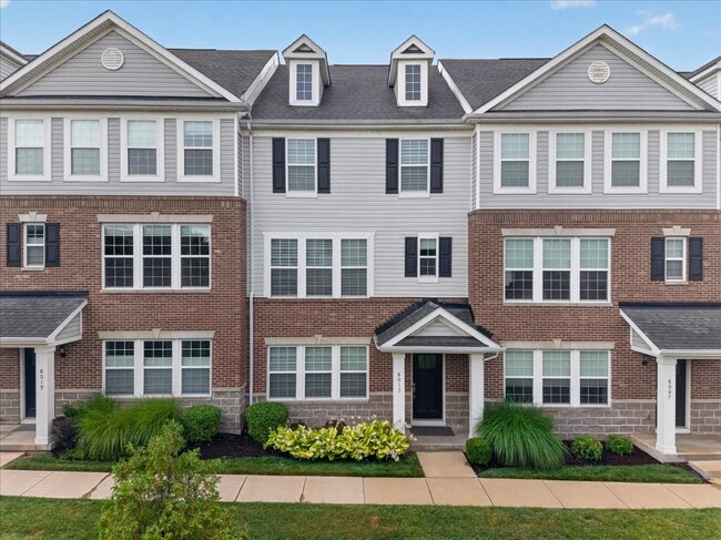 Building Photo - 8013 Central Park Dr