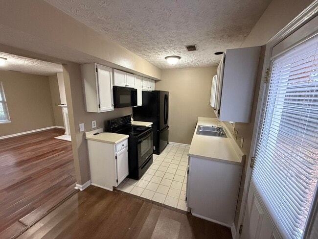 Photo - 788 Orlean Cir