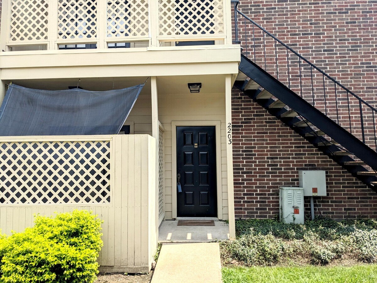 Photo - 2121 El Paseo St Unit True