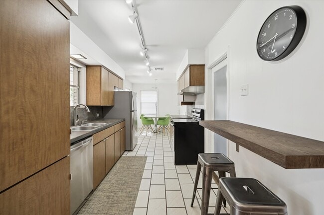 Photo - 6523 Cindy Ln