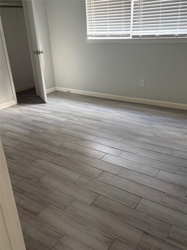 Photo - 4514 Wee Laddie Ln