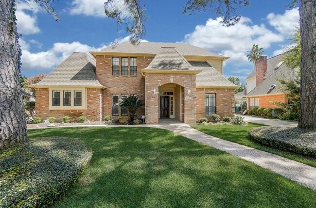 Photo - 1719 Galleon Oaks Dr House