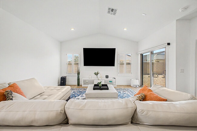 Photo - 42385 W Vincent Dr