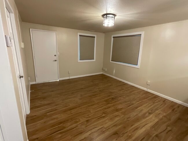 Photo - 1188 Phoenix Ave