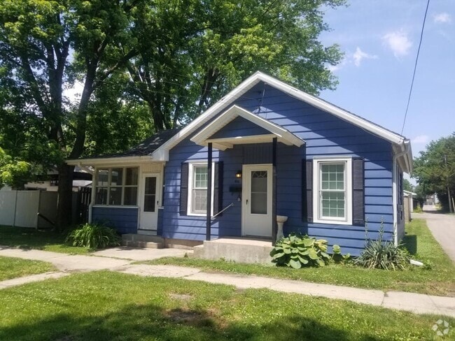 Building Photo - 816 W Madison St Rental