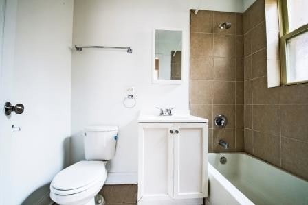 Photo - 8000-12 S Maryland Ave