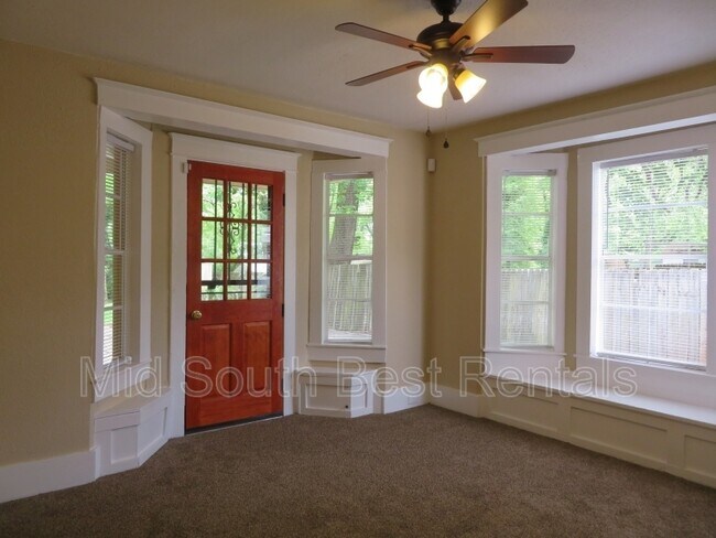 Photo - 3416 Powell Ave