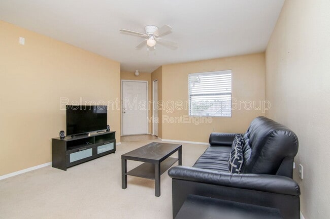 Photo - 3038 Parkway Blvd Unit 304