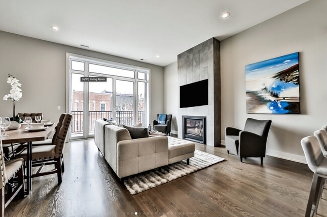 Photo - 815 N Paulina St Unit 2S