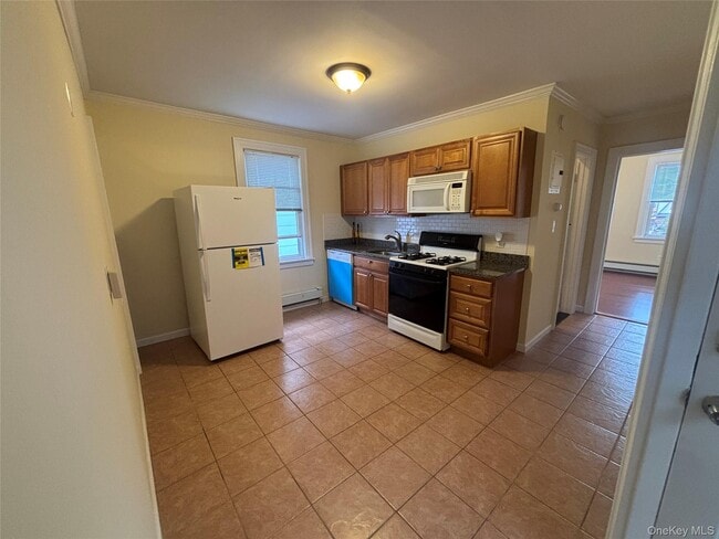 Photo - 30-16 154th St