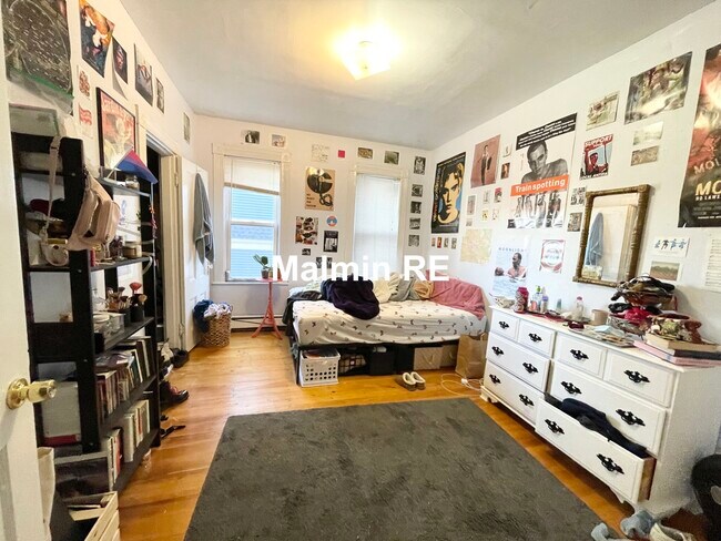 Photo - 168 Hillside St Unit 2