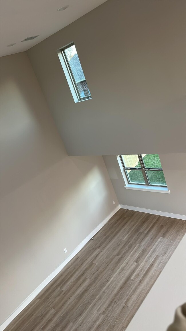 Photo - 20003 Venetto St