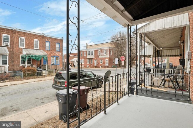 Photo - 305 E 22nd St