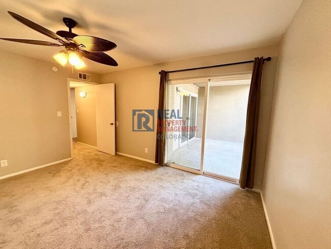 Photo - 5300 Cherry Creek S Dr