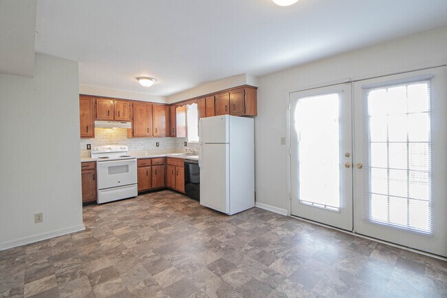 Photo - 1603-08 Minglewood Drive