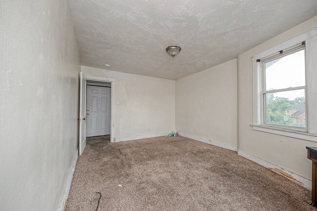 Photo - 2361 Brownsville Rd Unidad 3