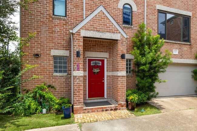 Photo - 5207 Cornish St