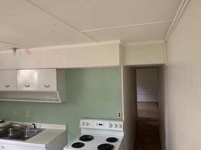 Photo - Spacious home in Florence, AL - Walking di...