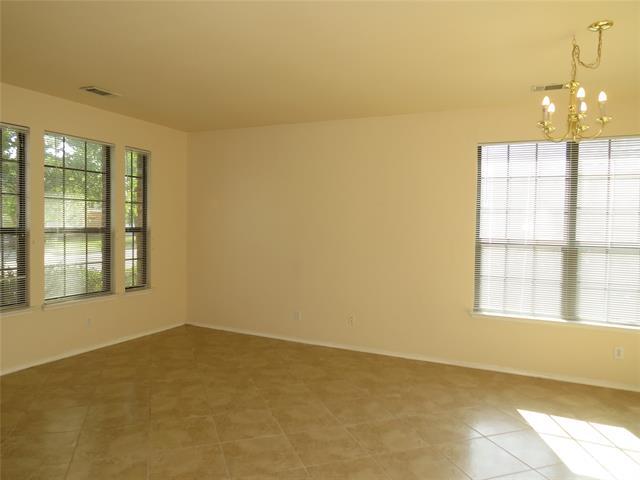 Photo - 2821 Hilcroft Ave