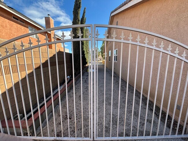 Photo - 4-Bedroom Single-Story Home with Solar & RV Parking