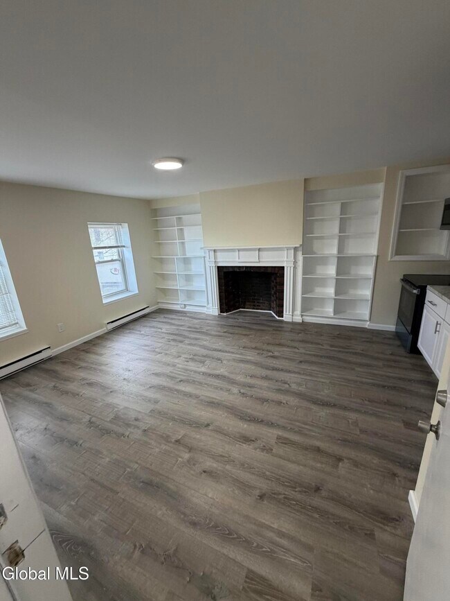 Photo - 58 S Swan St Unit 2