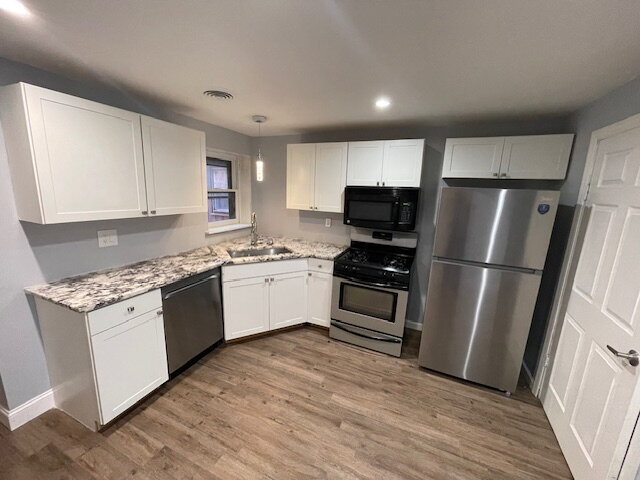 Photo - "Spacious 5-Bedroom Haven in Harrisburg – Your Dream Rental Awaits!" Unidad 2