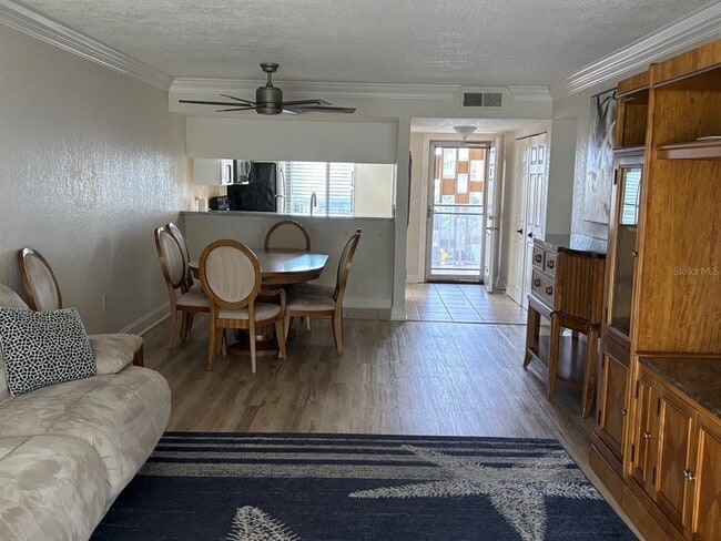 Photo - 121 Island Way Unit 331