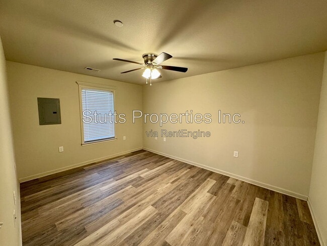 Photo - 201 Spindle Ct Unidad 101