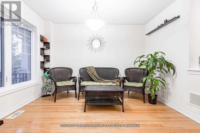 Photo - 37 Stoyell Dr