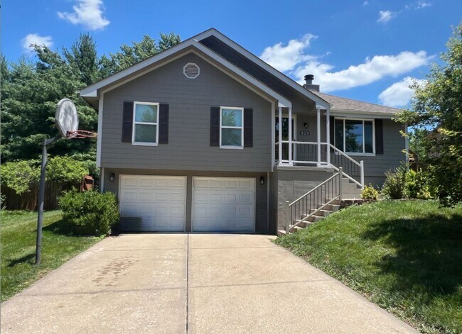 Coming Soon! Charming Home with Finished B... - Coming Soon! Charming Home with Finished B...