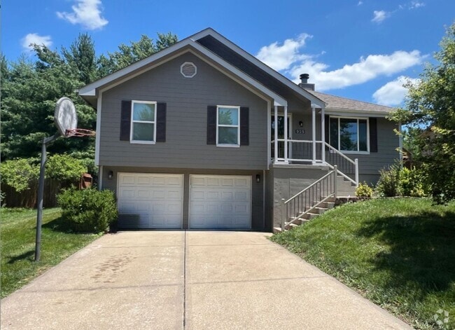 Building Photo - Coming Soon! Charming Home with Finished B...
